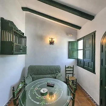 Aparthotel El Canuelo Monturque Spain